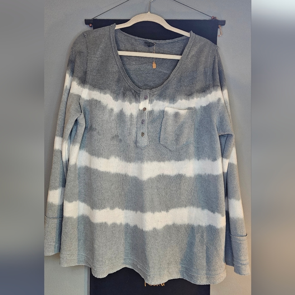 POL Gray Ombré Tie Dye Oversized Long Sleeve 1/2 Button Pocket Pullover NWOT L
